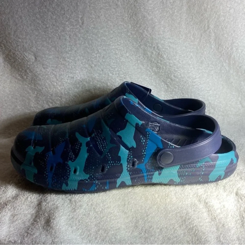 Rugged Shark Week Shoes Mens Size 12 Sandals Slip On Blue Shark Print‎ New